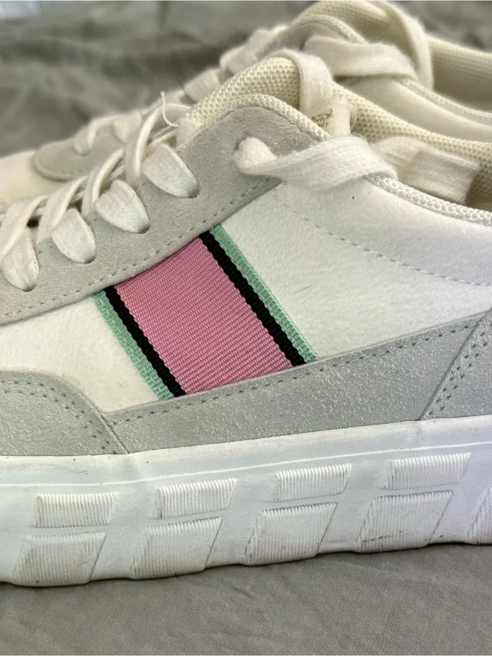 Blowfish Malibu Women's White Sneakers with Pink Accent Stripe